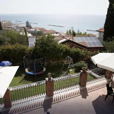Dolcevita Rooms Arma di Taggia Eksteriør billede