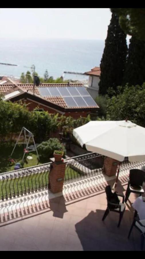 Dolcevita Rooms Arma di Taggia Eksteriør billede